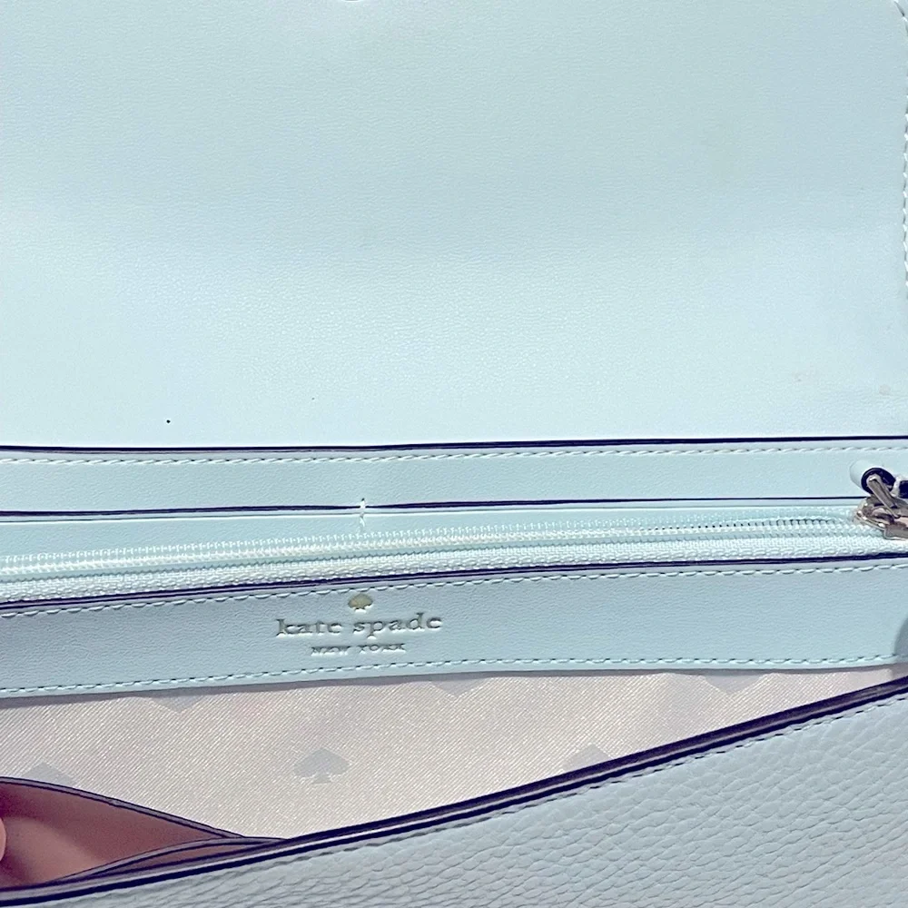 Kate Spade Large Wallet - Picture 3 of 4